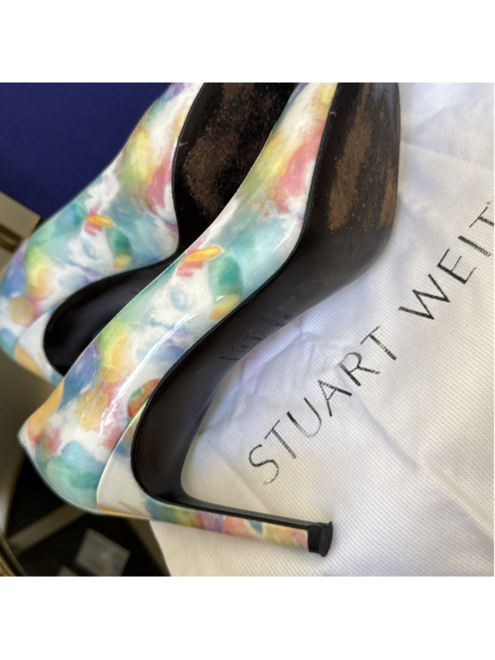 Stuart Weitzman HEIST Lake Sunflower Patent Leather Watercolor Pumps Size 9 Med - Picture 13 of 13